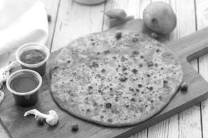 Mix Veg Paratha [1 pc]