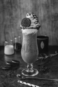 Drunken Oreo Shakie (500ml)
