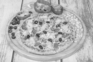 Golden Delight Pizza