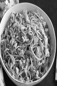 Egg Hakka Noodles