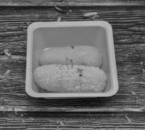 Chomchom [2pcs]