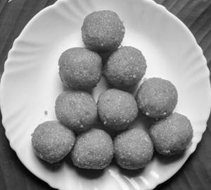 Motichoor Ladoo 10pcs