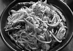Veg Burnt Garlic Noodles