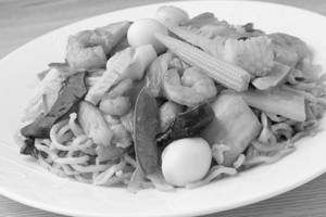 Sea Food With Cripsy Noodles