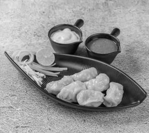 Chicken Hot Momos 