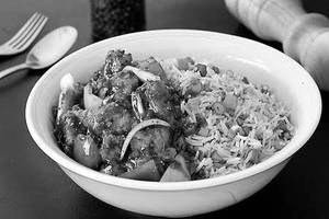 Veg Fried Rice With Chill Chicken [3pc] Boneless