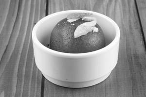 gulab jamun