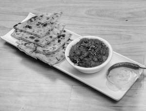 Amritsari Choley Kulche