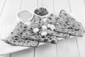 Paneer Paratha                           