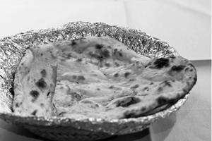 Butter Naan ( 1 Pc )