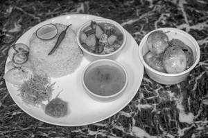 Exclusive Egg Kasha Thali [serves 1]