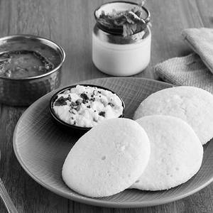 Idli-Sambhar with Coconut Chutney (Gluten-Free)