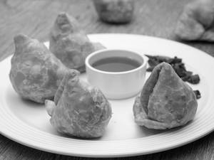 Aloo Samosa (4 Pcs)