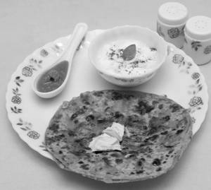Mix Paratha