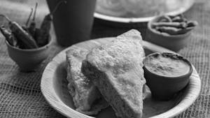 Bread Pakoda ( 1 Pc )