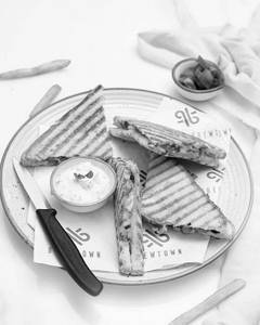 Caramelised Onion & Jalapeno Sandwich