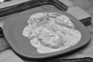 Paneer Gravy Momos ( 6 Pieces)