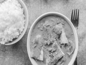 Steamed Rice With Fish Masala (250ml)