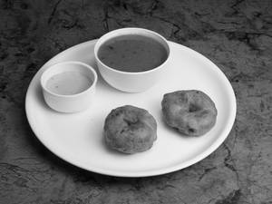 Medu Vada