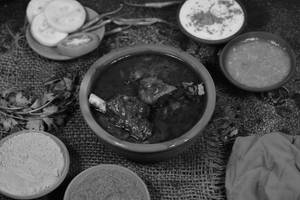 Special Mutton Masala Pot