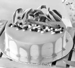 1lb Mango  Cake (choco Chips Garnish)