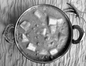 Mattar Paneer 