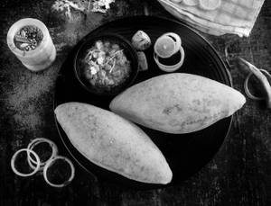 Chola Bhatura