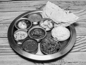 Mutton Sukka Thali (2 Bhakri)