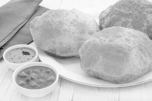 Poori (3 Pcs)