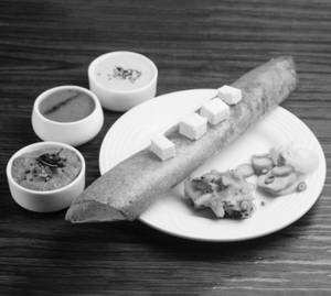 Schezwan Paneer Dosa