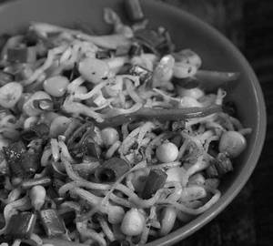 Veg Hakka Noodles