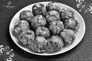 Coconut Dates Laddu