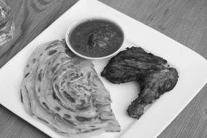 Kozhi Fry With 2 Indian Bread Combo