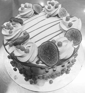 Caramel Butterscotch Cake 1kg