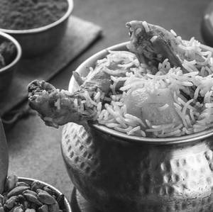Special Kolkata Style Chicken Biryani [Serves 1-2]