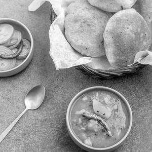 Poori Bhaji ( 4 Pcs )
