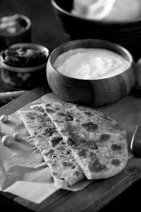 Plain Green Peas Paratha