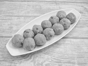 Pure Ghee Gond Laddu