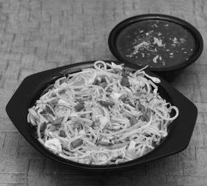 Egg Hakka Noodles