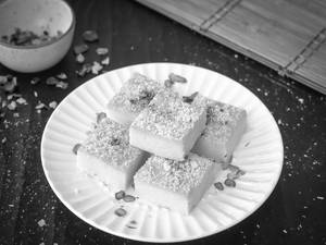 Kesar Sandesh [2Pcs]