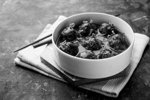 Veg manchurian dry