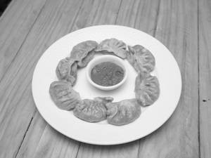 Veg Steamed Momos Piece