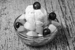 Fruit Salad With Ice Cream