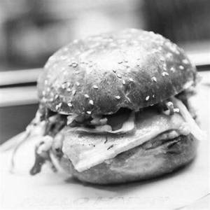 Grilled Paneer Burger