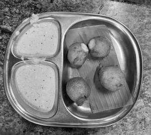 Mysore Bajji (4 Pcs)                           