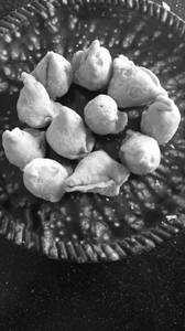 Kaju Samosa   (250 Grams)