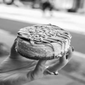 PEANUT BUTTER CHEESECAKE