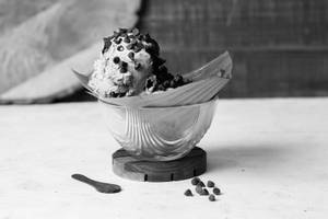 Black Currant Ice-cream