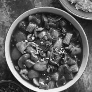 Veg Hot Garlic Gravy