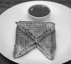 Veg Cheese Grill Sandwich